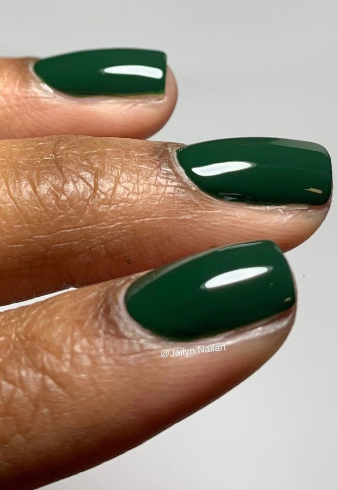 EMPOWERING Evergreen Enriched Nail Polish